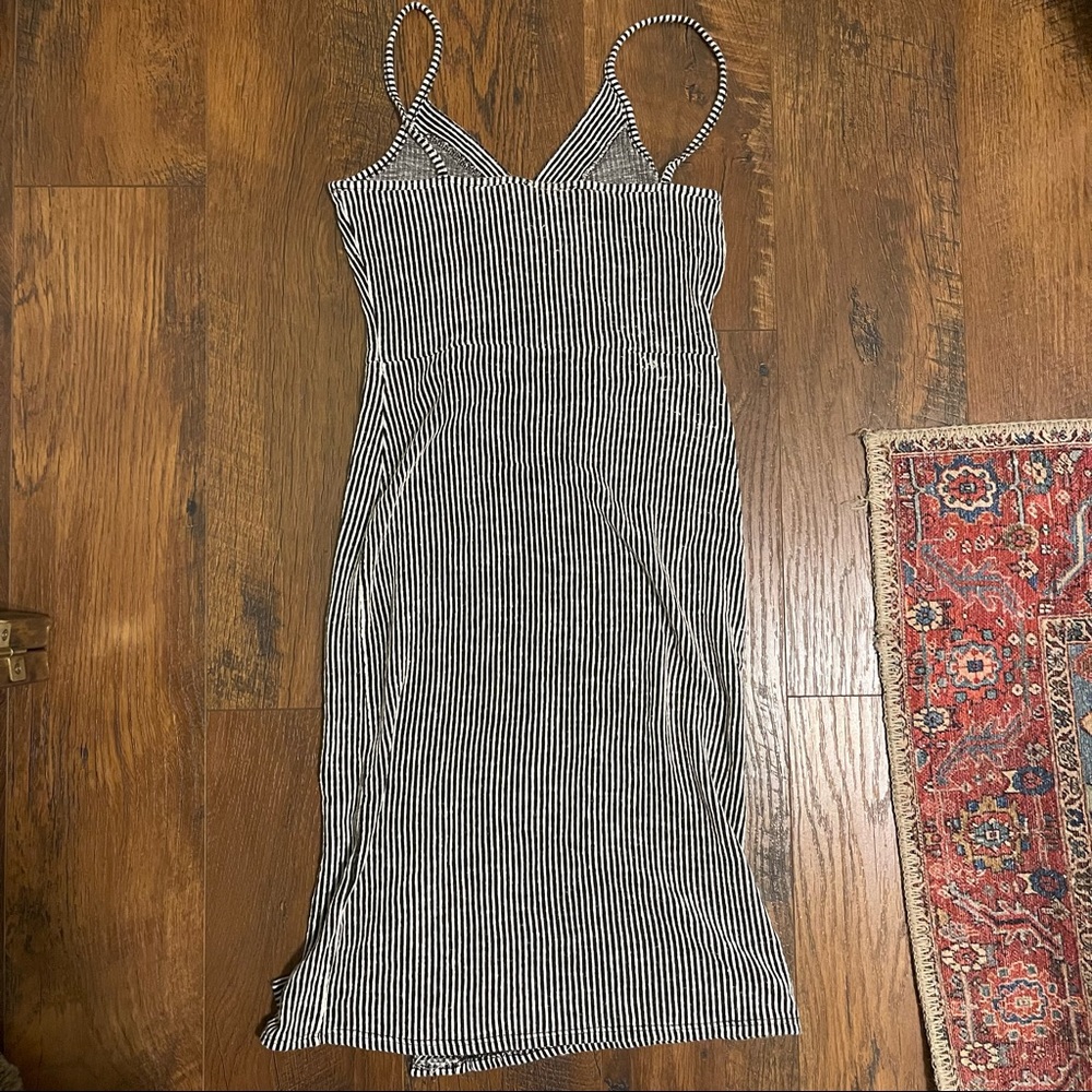 Striped summer dress || Small - Picture 2 of 2